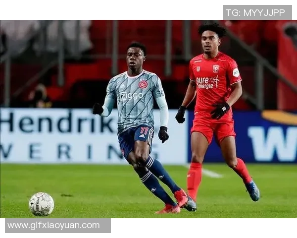 足球明星鹿特丹高清图片展示让你领略球场风采与魅力